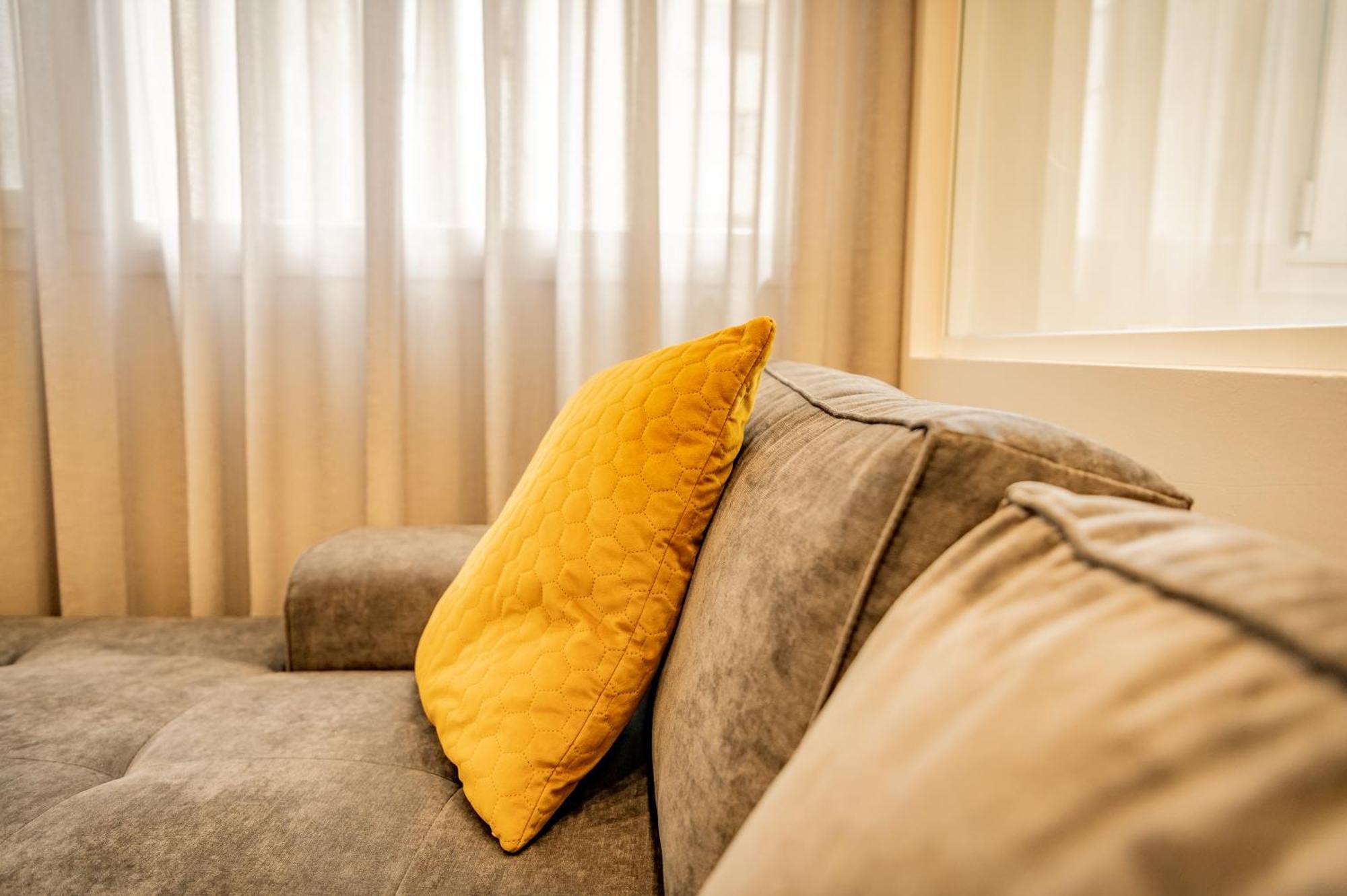 Urban Luxury Suites Thessaloníki Ngoại thất bức ảnh